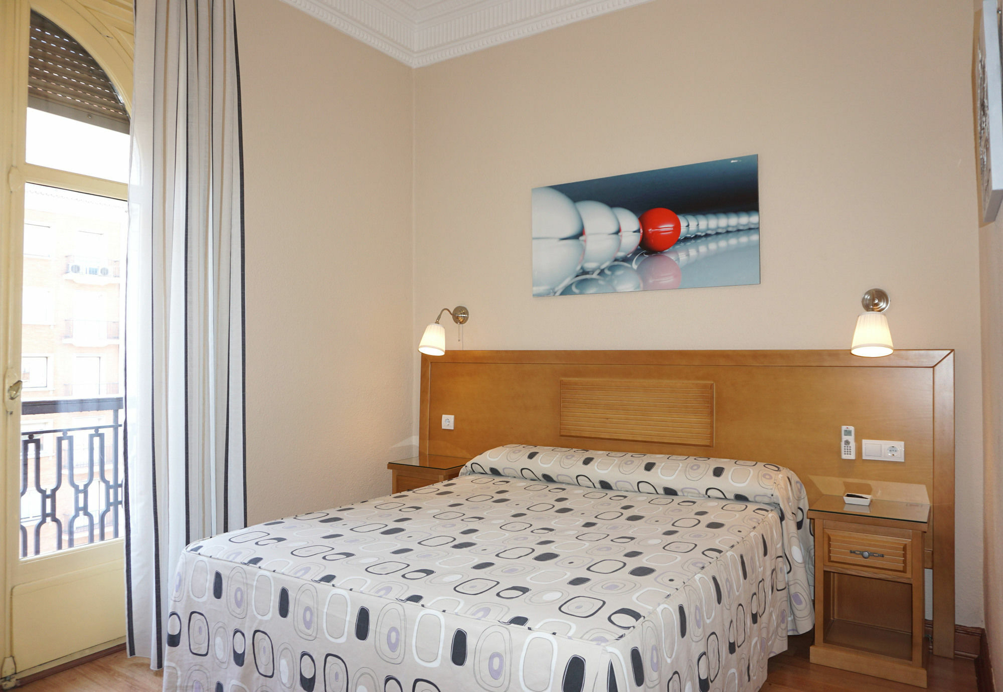 Hostal Santillan Madrid Eksteriør bilde
